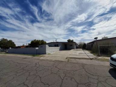Main picture of 341 W Calle Margarita