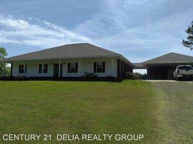 Main picture of 545 Lee Nichols Rd