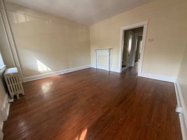 Main picture of 1003 Bank St