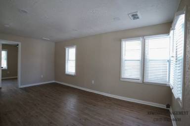Main picture of 12941 Penrod St