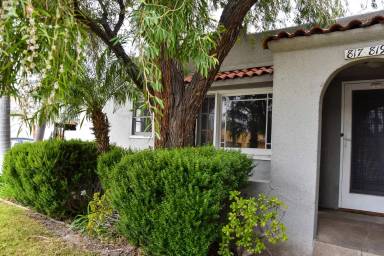 Main picture of 817 E Palm Ave