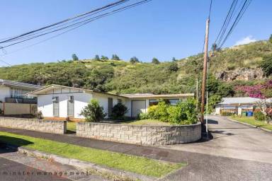 Main picture of 1428 Ala Iolani St