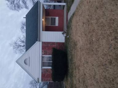 Main picture of 19179 Patton St