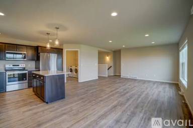 Main picture of 9932 Sweet Willow Pass