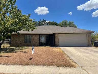 Main picture of 2310 Timberline Dr