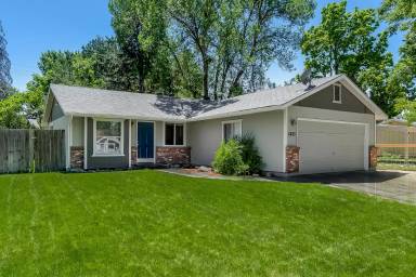 Main picture of 3425 W Glenn St