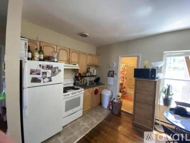Main picture of 886 Huntington Ave