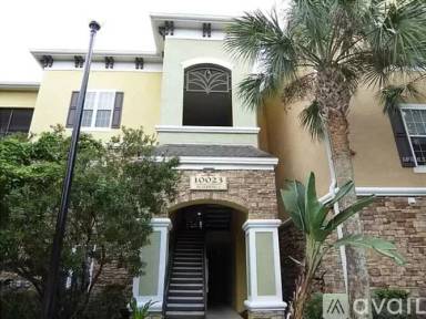 Main picture of Courtney Palms Condominium