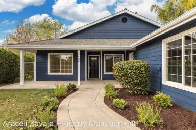 Main picture of 1438 Montgomery Dr