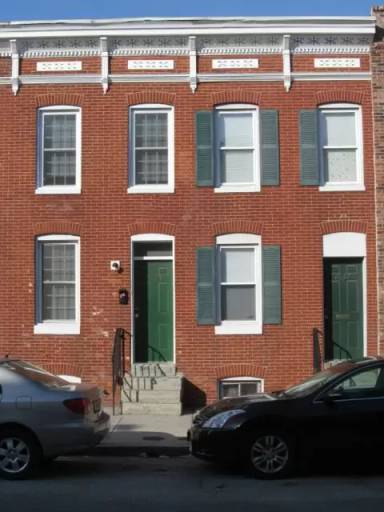 Main picture of 1035 W Cross St
