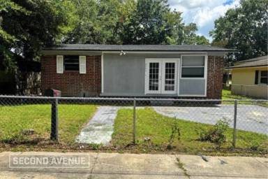 Main picture of 2242 W 11th St