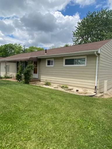 Main picture of 8018 E Lincoln Way