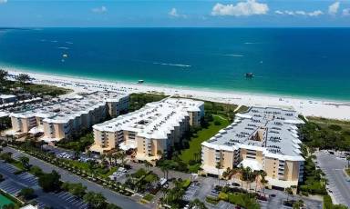 Main picture of Silver Sands