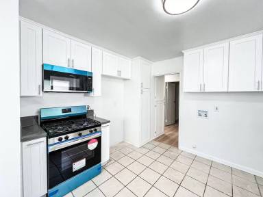 Main picture of 326 Ogle St