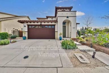 Main picture of 4098 Arjuna Way