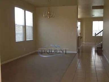 Main picture of 5599 Poppy Way