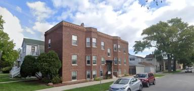 Main picture of 3450 W Waveland Ave