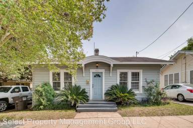 Main picture of 816 W Mulberry Ave