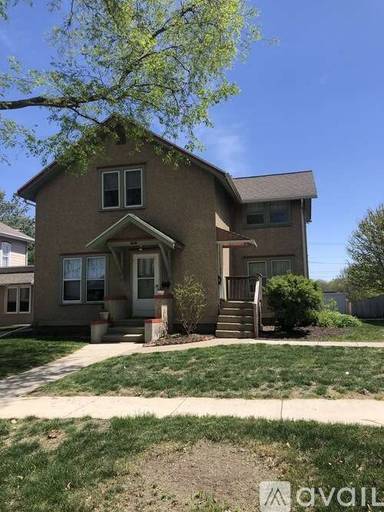 Main picture of 410 Boone St