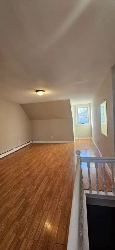 Main picture of 540 Lamberton St