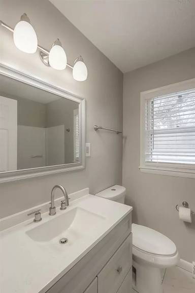 Main picture of 509 Lamont Dr