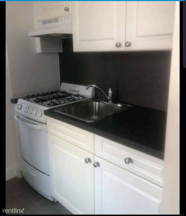 Main picture of 17290 Highland Ave