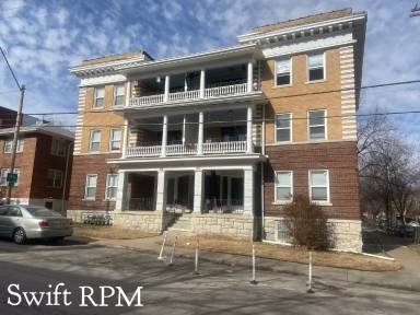 Main picture of 200 W 36th St