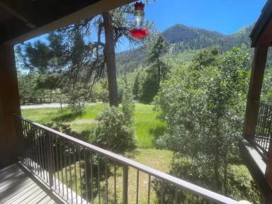 Main picture of 961 N Tamarron Dr