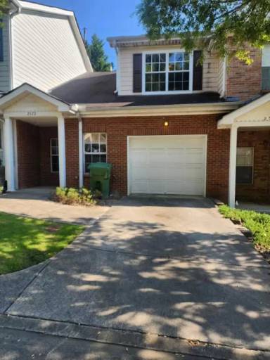 Main picture of 2572 Laurel Cir NW