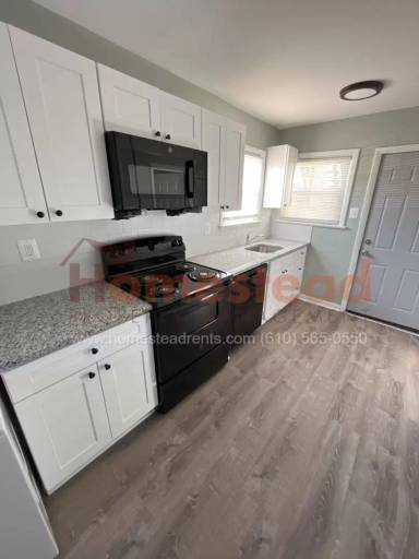 Main picture of 1101 Washington Ave