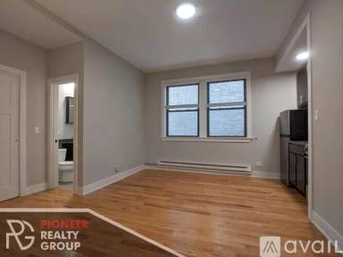 Main picture of 4546 N Damen Ave Apartments