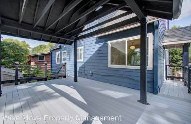 Main picture of 2346 SW 6th Ave