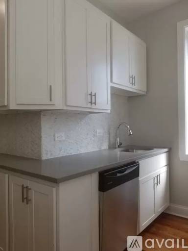 Main picture of 1105 W Grace St