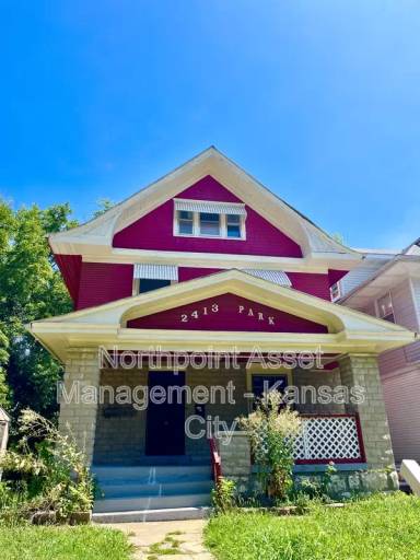 Main picture of 2413 Park Ave