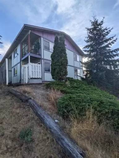 Main picture of 416 E Wright Ave