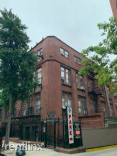 Main picture of 19 W 105th St