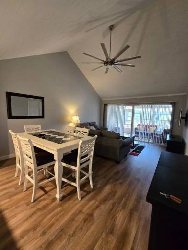Main picture of 1118 Villa Ln