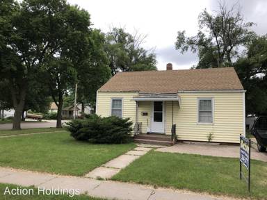 Main picture of 703 W 16th St