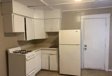 Main picture of 1533 Forrest Ave NE