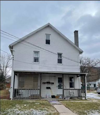 Main picture of 135 Whiterock Ave