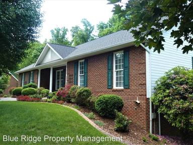 Main picture of 2557 Rivermont Cir