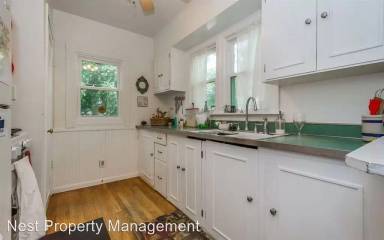 Main picture of 713 7th Ave