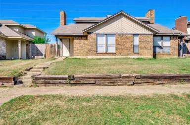 Main picture of 2708 Sherry St