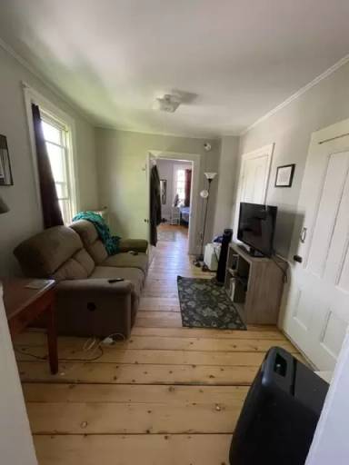 Main picture of 51 Loomis St