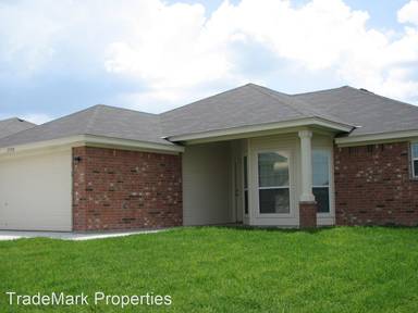 Main picture of 2704 Tara Dr