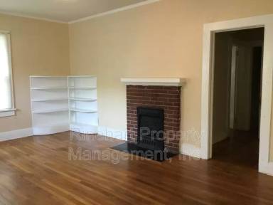 Main picture of 448 Willowbrook Ave