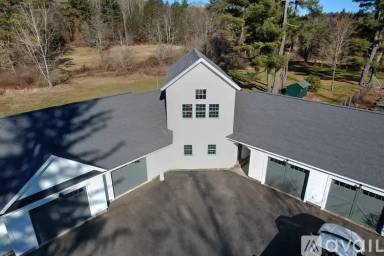 Main picture of Carriage House