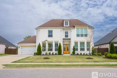 Main picture of 5611 S 58th St