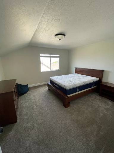 Main picture of 3989 E Yakima Way