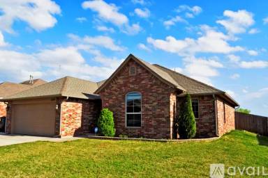 Main picture of 2508 SE 93rd St